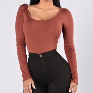 3/$15 🎉 Fashion Nova Bodysuit